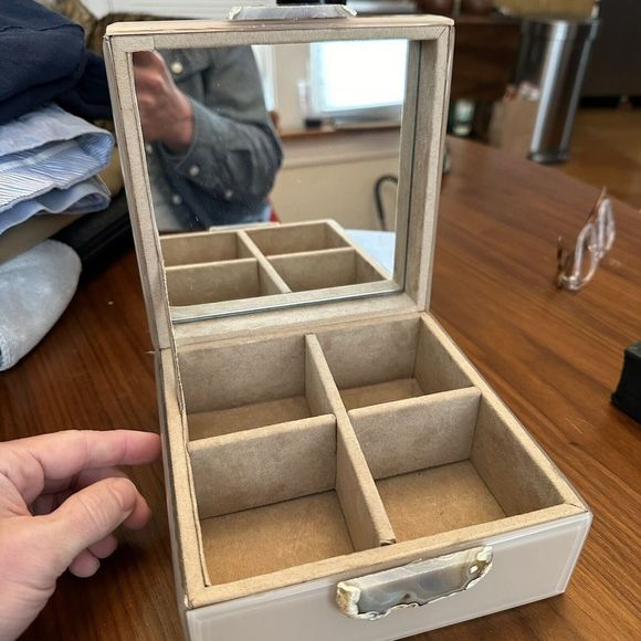 Cyan Design 10744 Bijou Beige Container - Picture 2 of 8